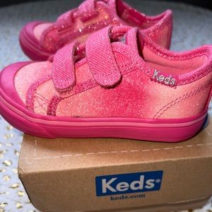 Kids Toddler shoes KEDS  size 6,5